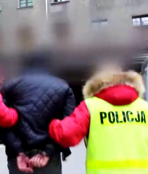 Podawał się za kobietę na portalu randkowym - napadał na przychodzących na spotkanie